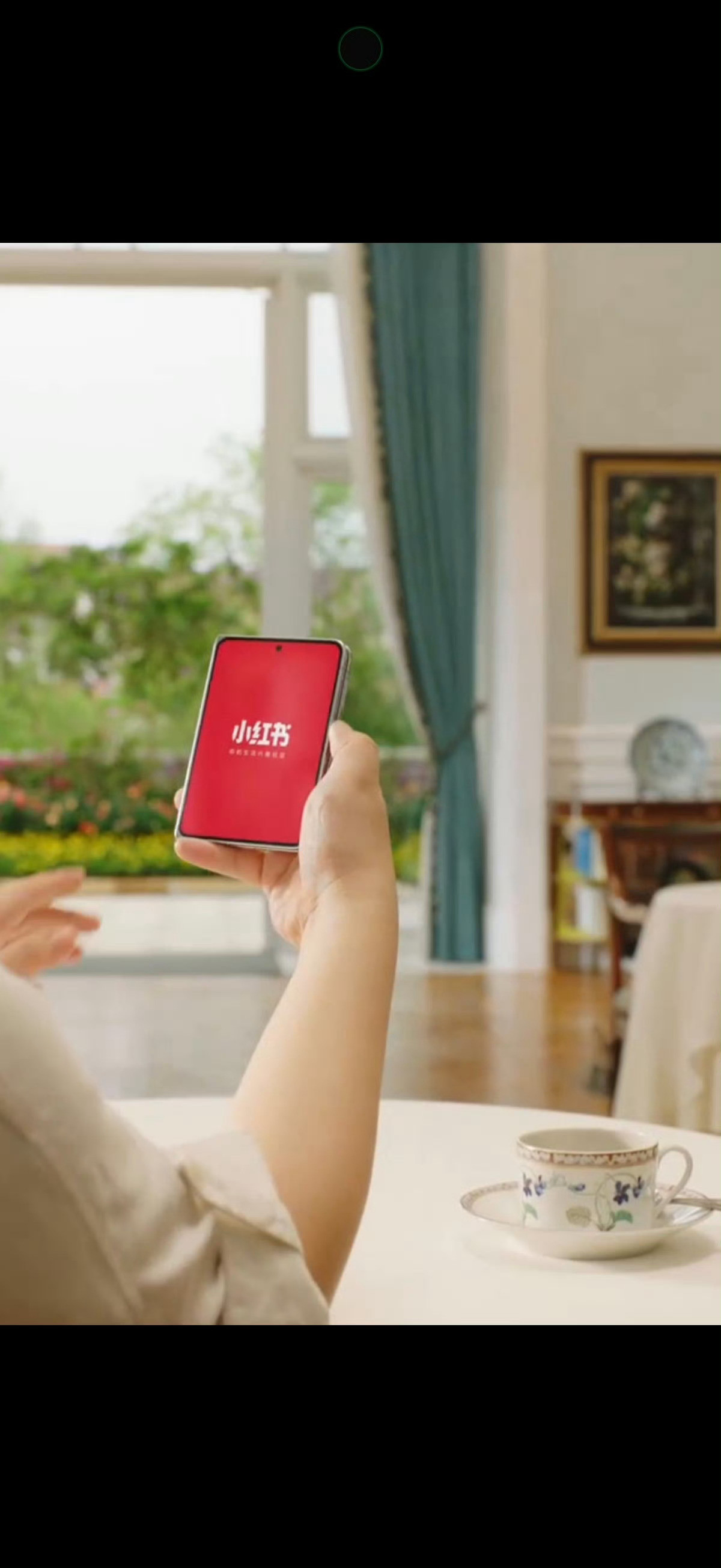 华为PuraXMax真机曝光了展开就是小平板，这个尺寸比例对喜欢看视频的同学来