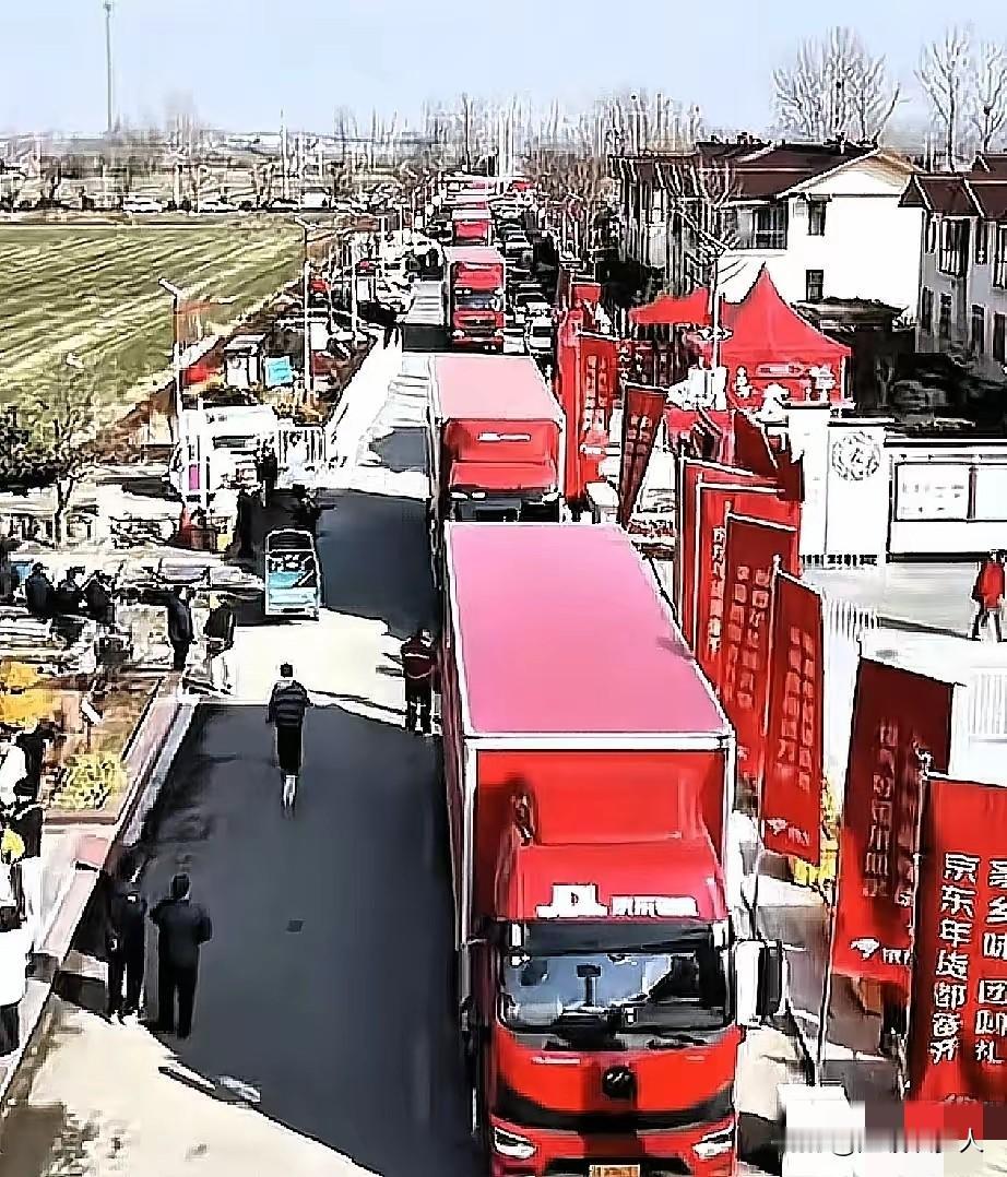 千亿身家换不回的童年，刘强东的痛，章泽天的桥。连续12年给村民送年货，刘强