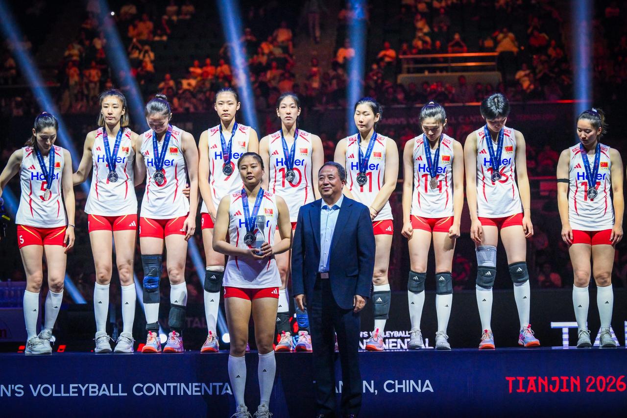 我要是赵勇担心的事，还是发生了。中国女排2-3不敌泰国，不但让去年世联赛一胜