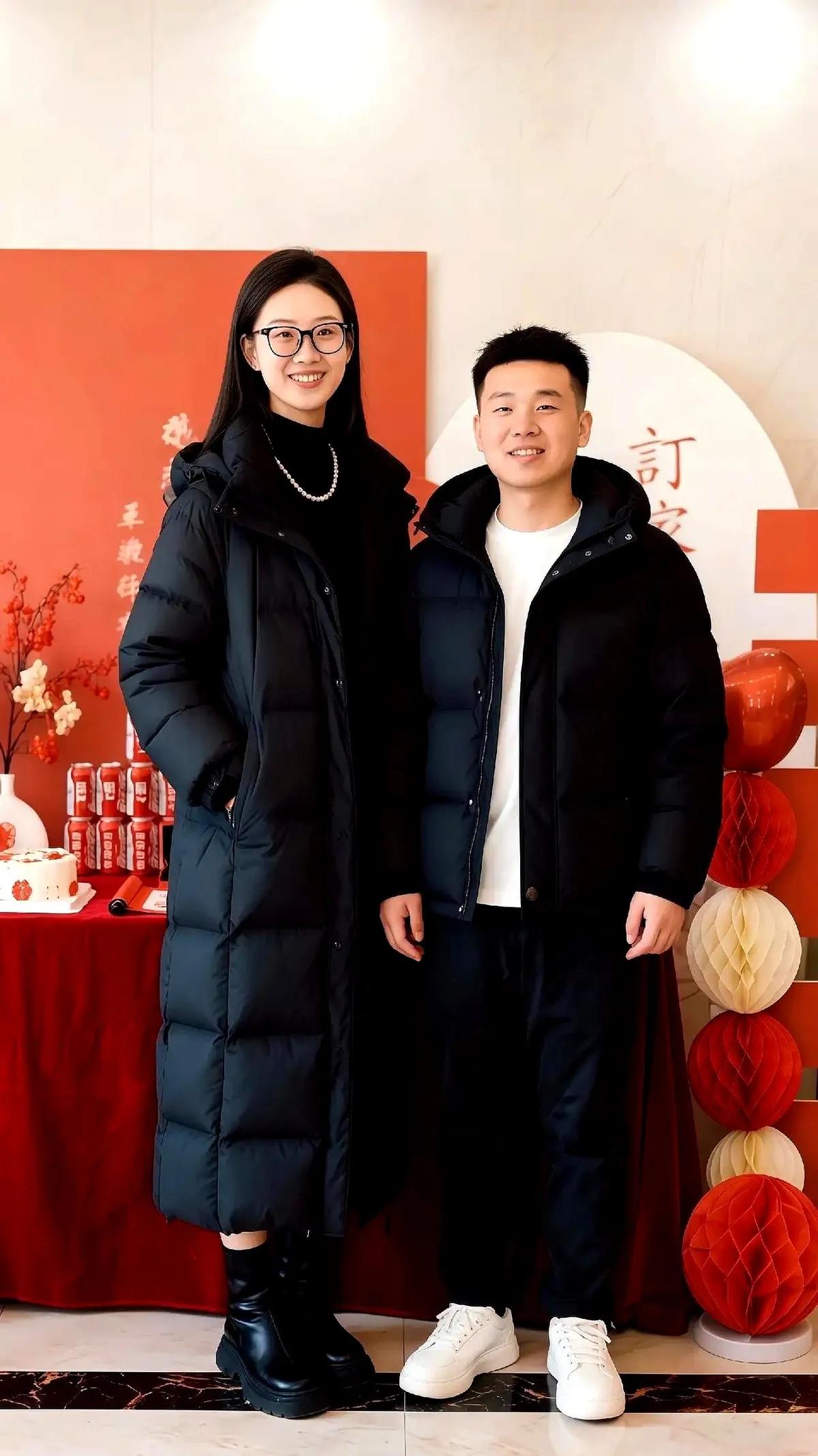 昨晚的热搜被一对学霸情侣刷屏了！女方是北大生命科学博士，男方是哈工大机器人方