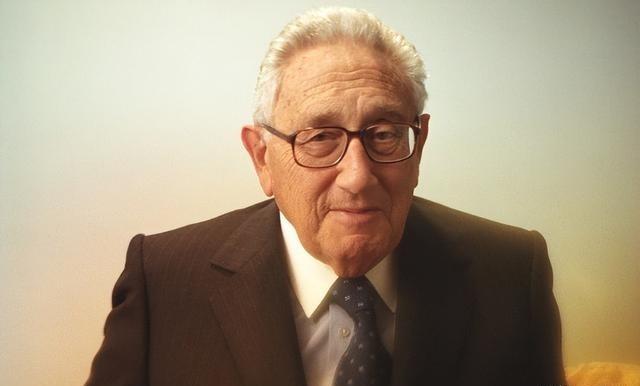 当今美国最大的敌人是谁，众说纷纭。100岁的基辛格曾称美国最大敌人“蛰伏”78年