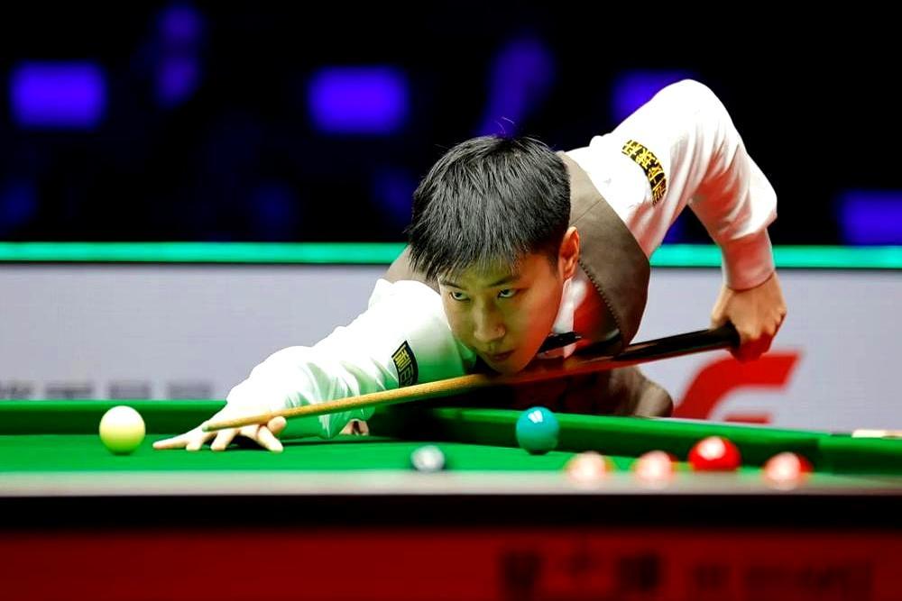 亨德利一句话戳破了英国斯诺克的窗户纸：我看不到任何天才。世界大奖赛半决赛，