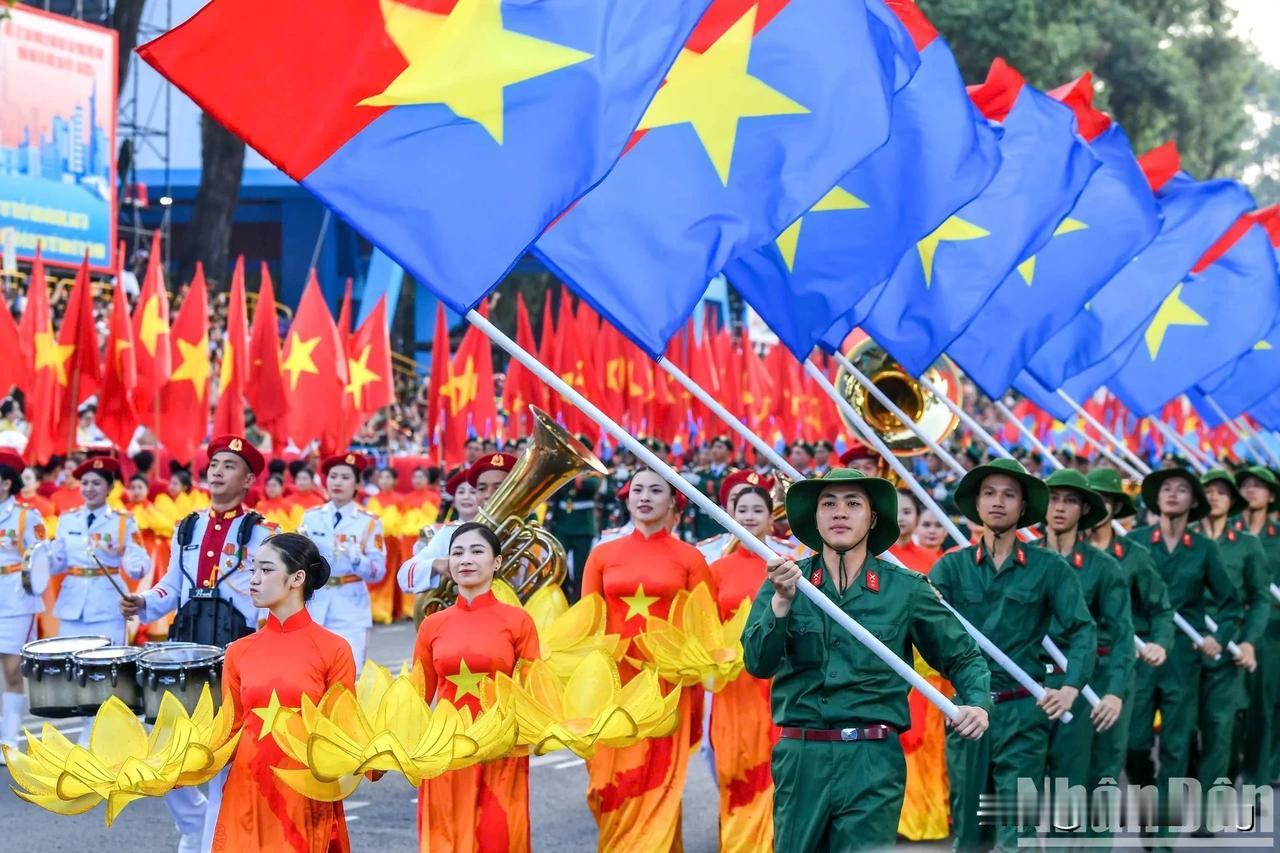 4月30日越南大阅兵，高清大图来袭（二）！4月30日，越南南方解放、国家统一