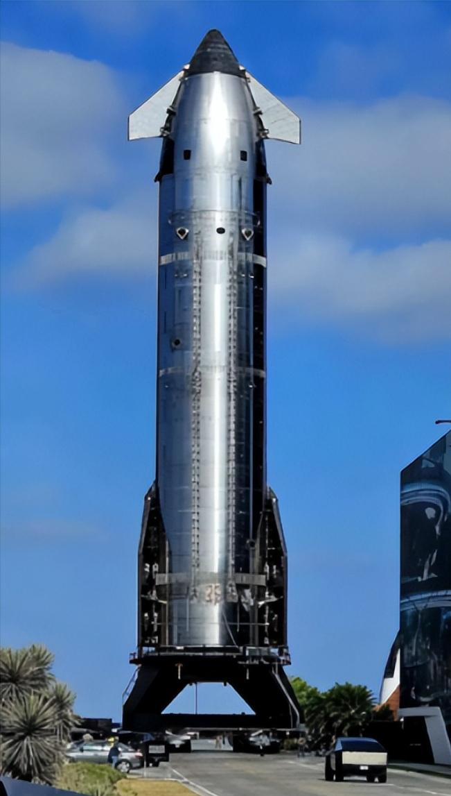 40层楼高的航天巨兽即将升空，人类航天迎来全新突破2026年4月初，人类航天