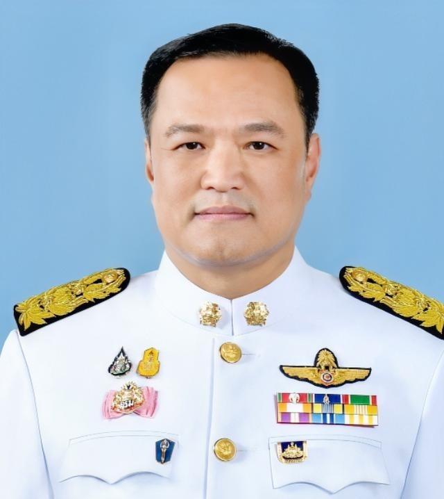 太意外了！泰国政坛突爆大瓜！阿努廷财产公开，身家直接看傻所有人！2月24日，泰国