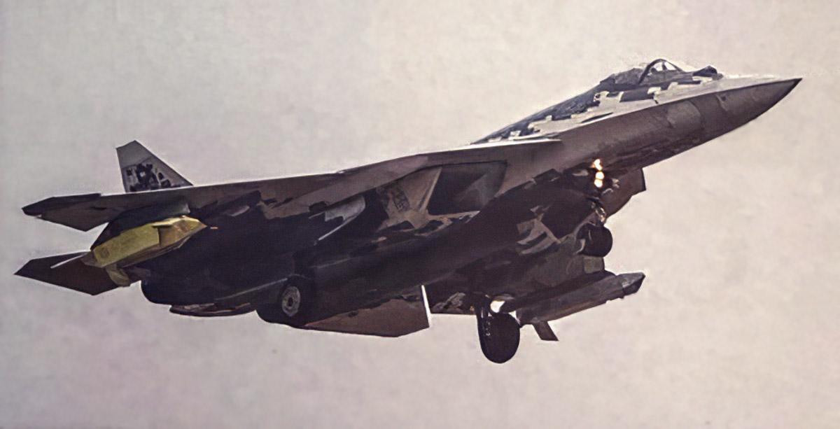 乌克兰情报部门放出了俄罗斯最新的隐身巡航导弹S-71系列的资料。这种导弹为苏