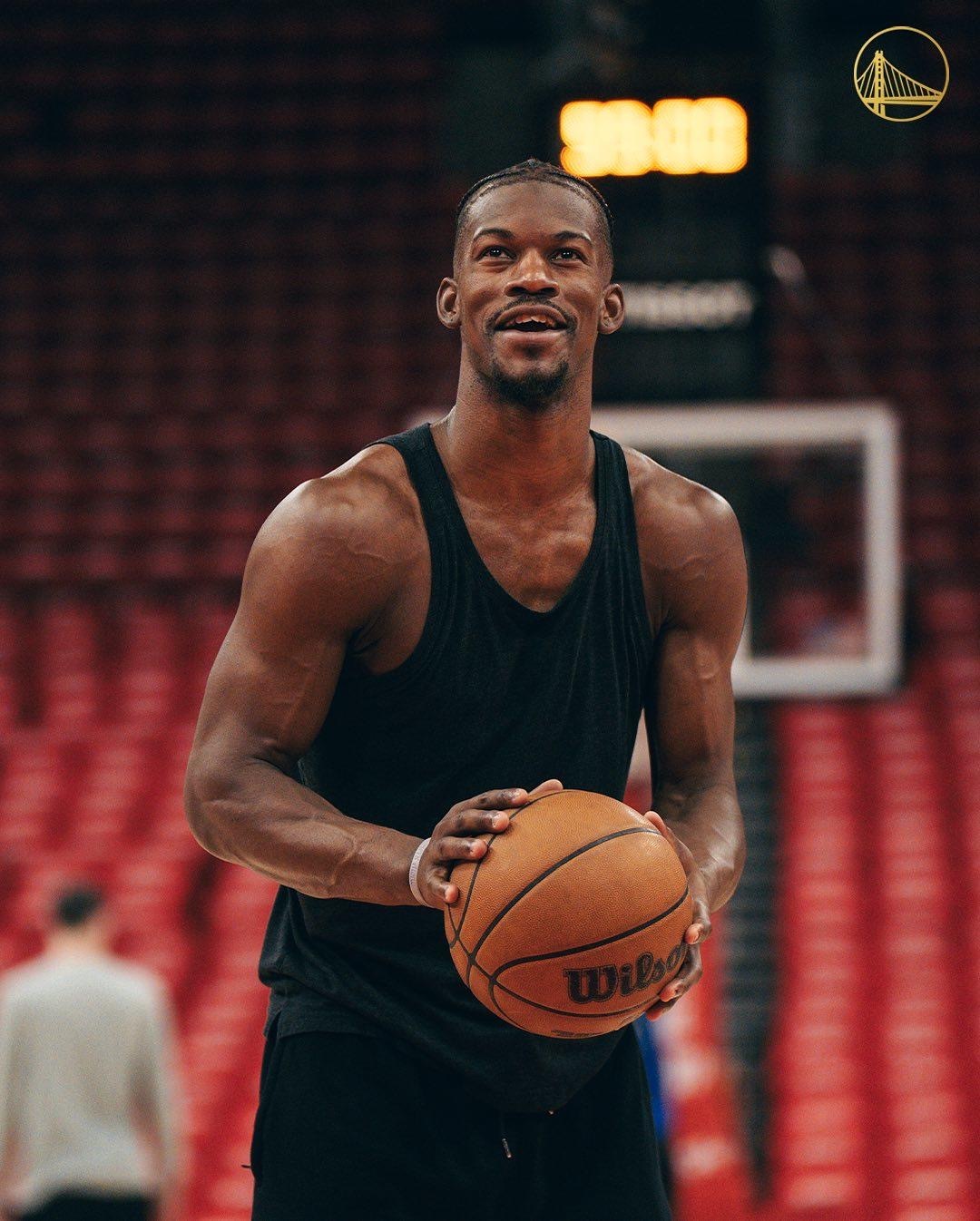 科尔接受赛后采访：“吉米总是说他很好。”😭巴特勒受伤｜jimmybutler