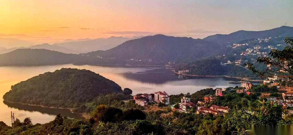 我的每一分钱，只想花在那些愿意接我电话的人身上