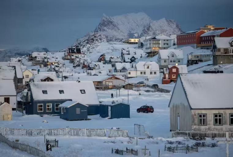 美国到底能不能买下格陵兰岛，主要取决于美国是否真的有诚意去购买。此前美国出价是每