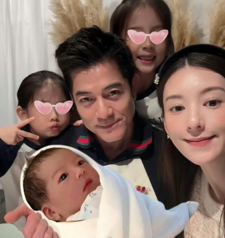 郭富城之心路人皆知他说四胎顺其自然，这不是摆明了告诉方媛你随时做好准备。顺