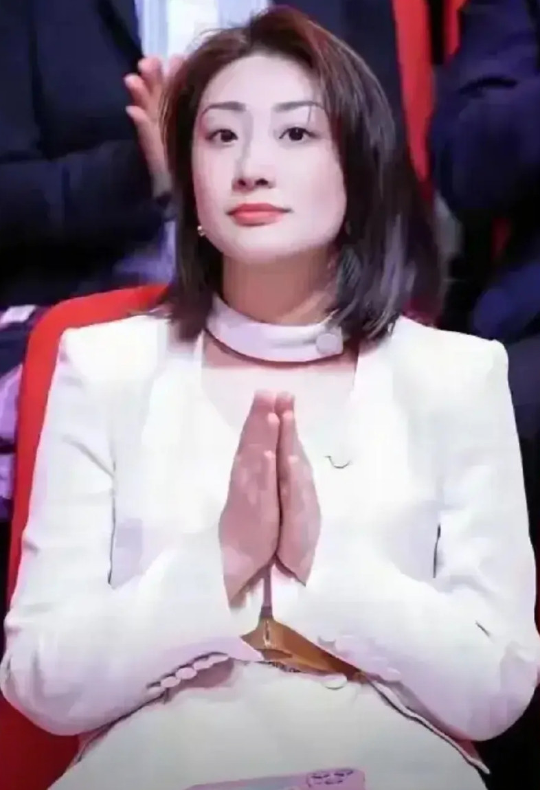 我想问大家一个问题，杜三的三个私生子在香港起诉宗赞莉信托的案子香港这么判，宗馥莉