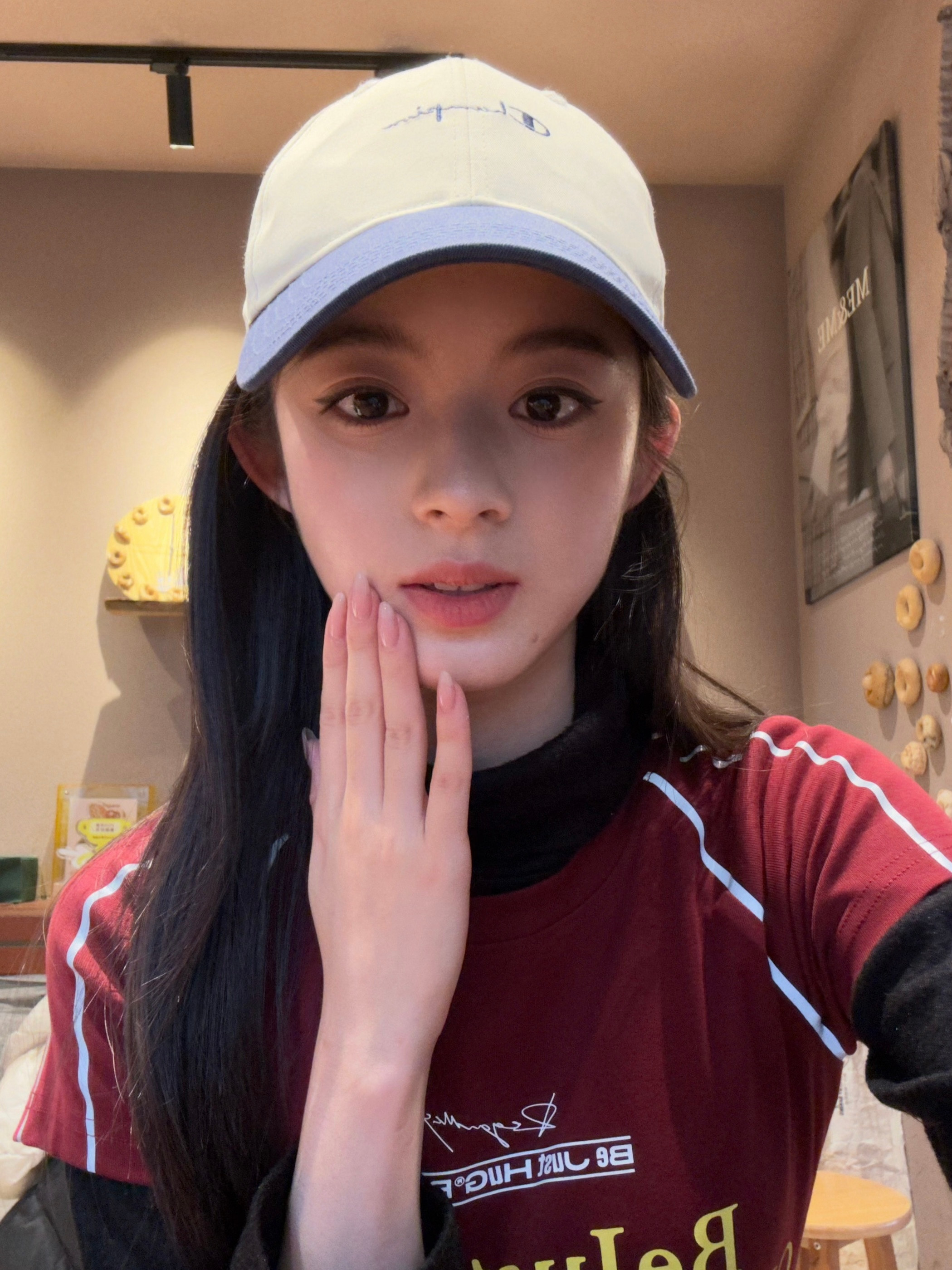 黄杨钿甜能不能用这只手扇我