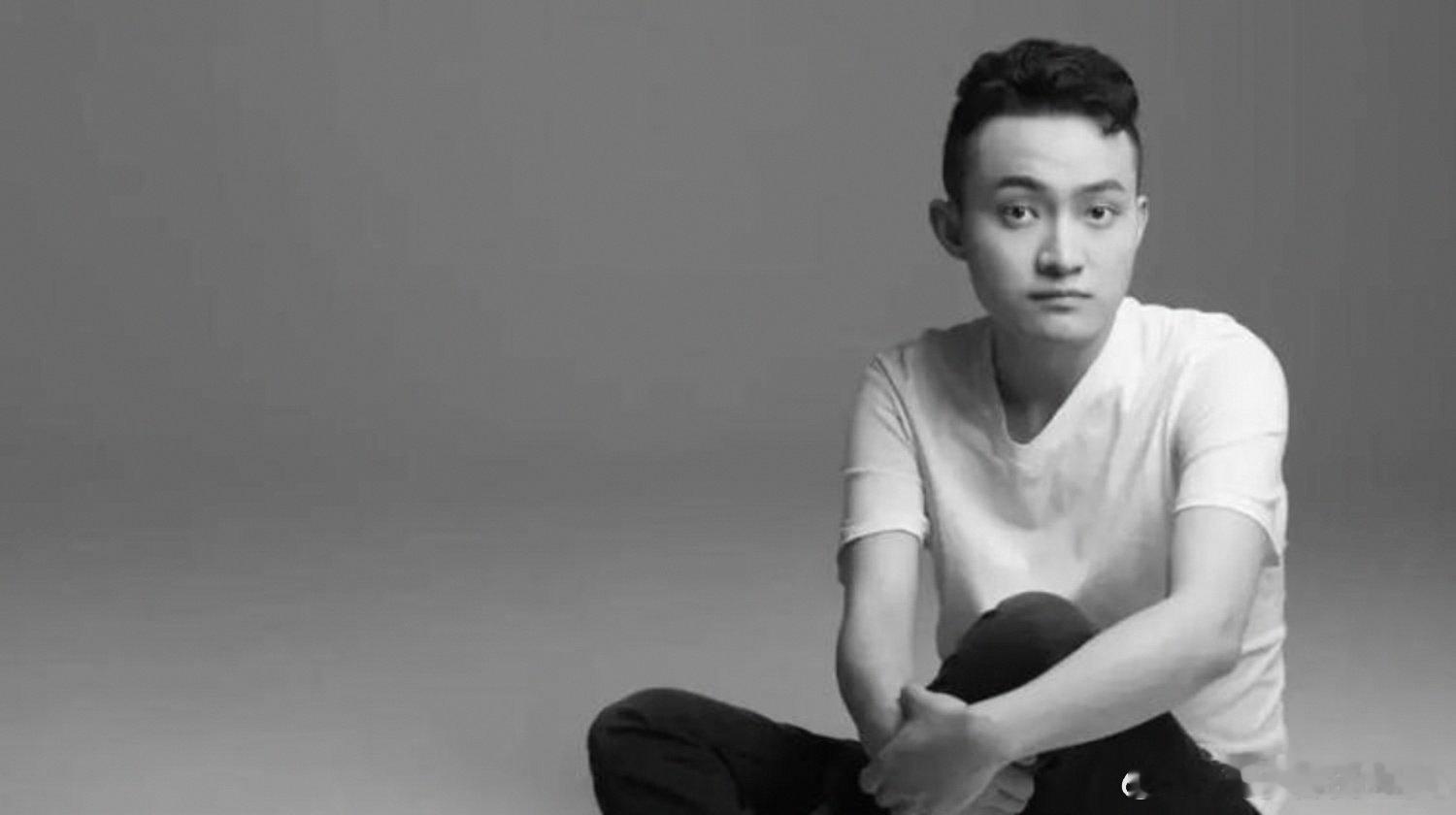 孙宇晨父亲：山东人，曾在惠州规划局任职。母亲：陕西人，曾是《惠州日报》的记者。孙