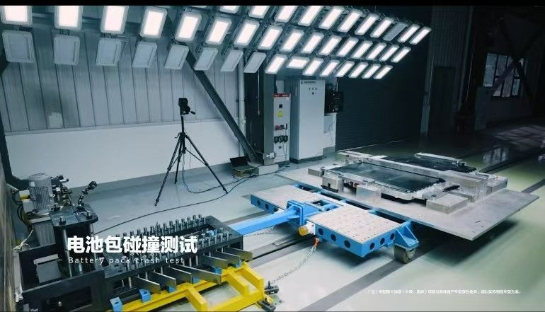 全新问界M7这次绝对卖爆了！小订开启仅10分钟，订单量就冲破2万台大关，1小时更