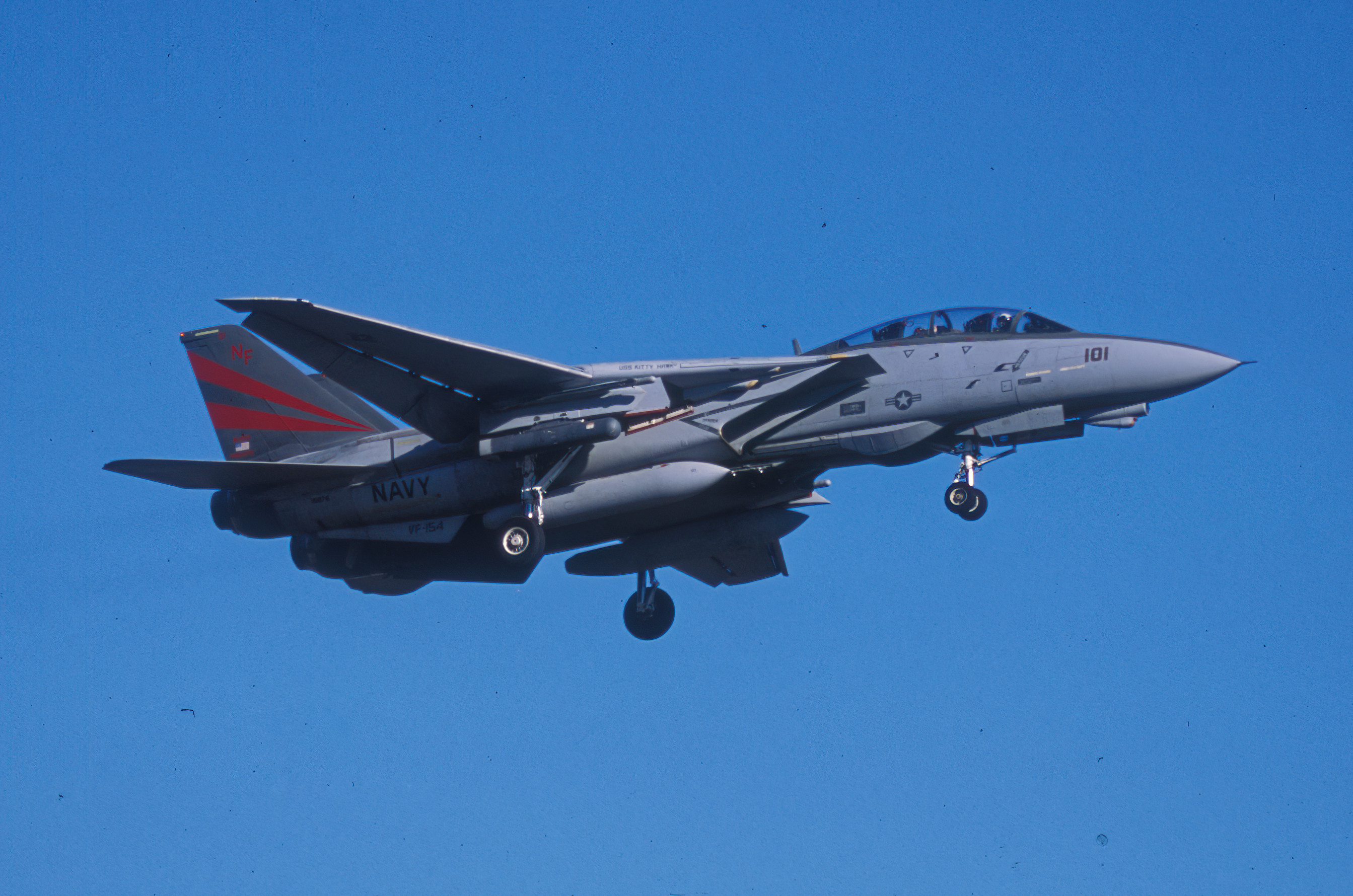 猫宁。VF-154
