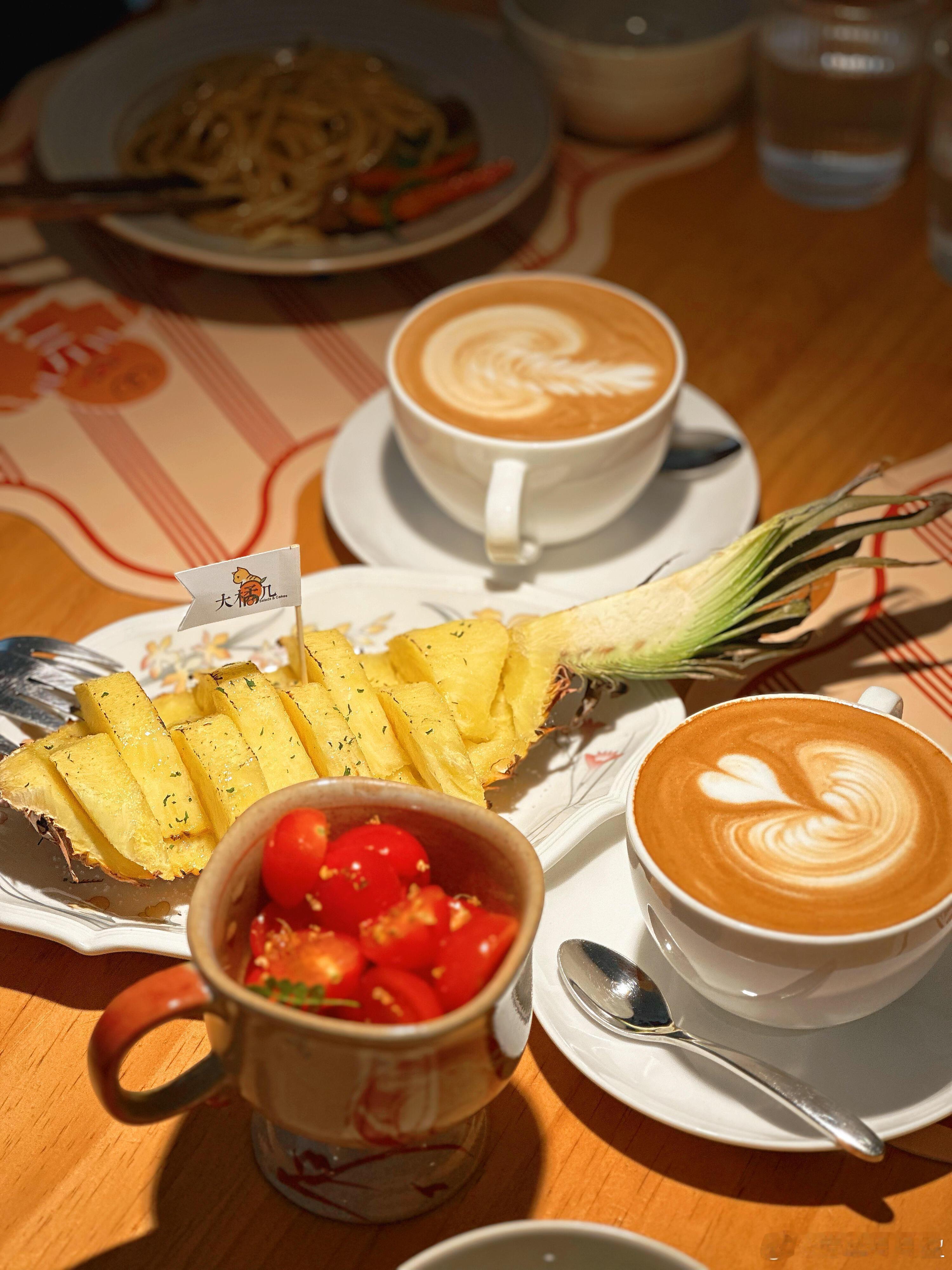 ☕️🍍🍅今日份进食，周末愉快！