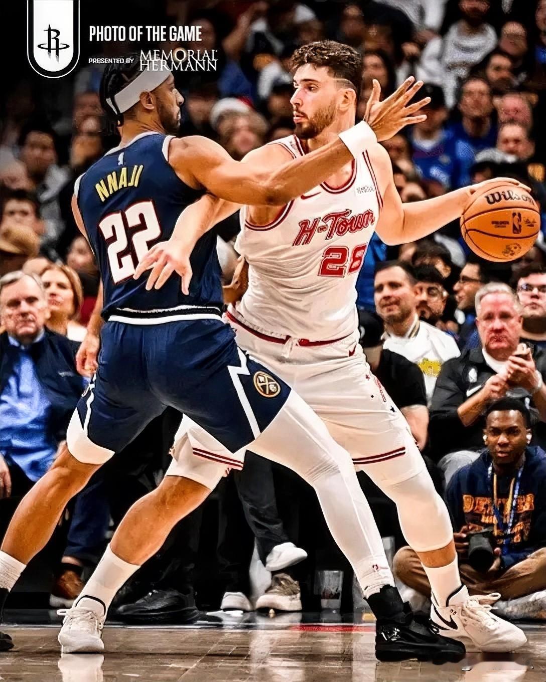 关于申京最后一投的3种猜测：1、申京对自己的罚球不够自信，接到球怕对方犯规罚