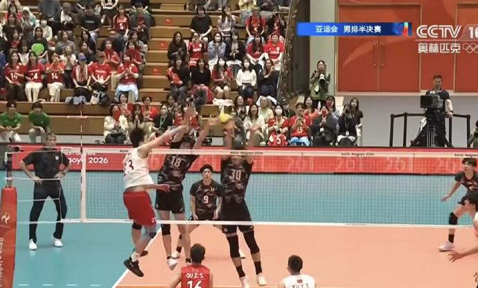 嗯，王斌的球风完全能够代表中国男排。整个一个宠辱不惊。无论是跟谁打，无论