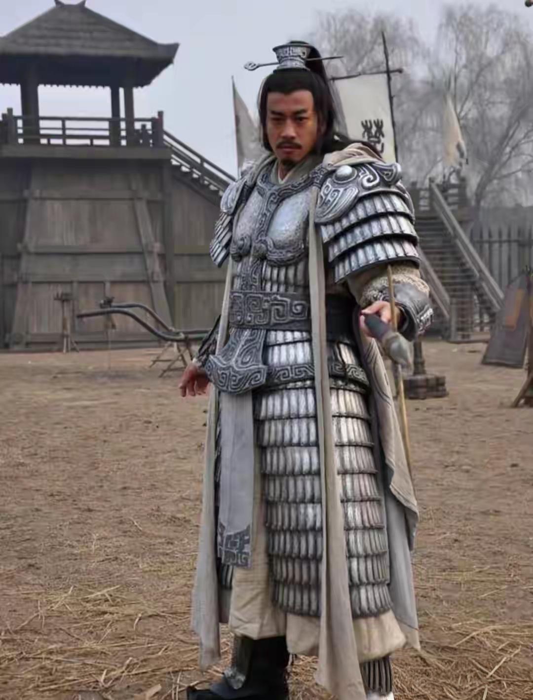 你知道吗？史书里项羽“八尺二寸”、诸葛亮“八尺”、刘备“七尺五寸”，换算成现在得