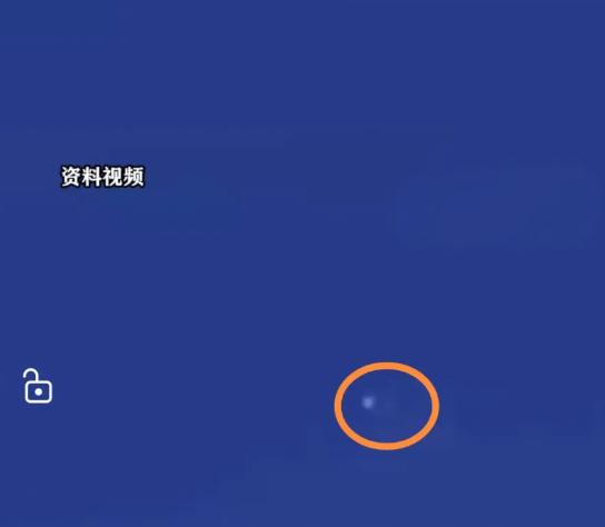 突发！美国航母遭遇袭击！据外国媒体报道，当地时间4月6日，胡塞武装军事发言人