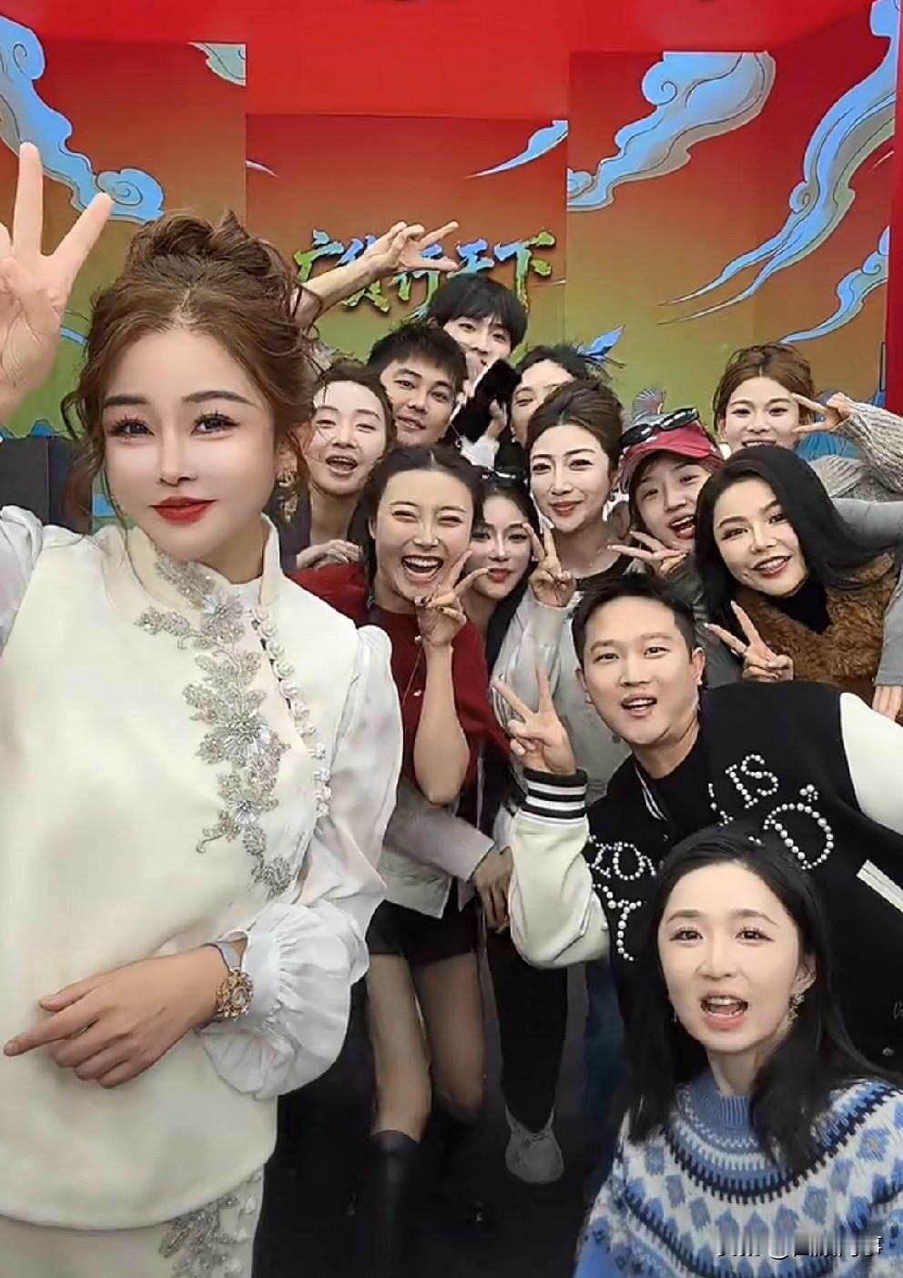 初瑞雪、蛋蛋相继回应“串台”风波！     