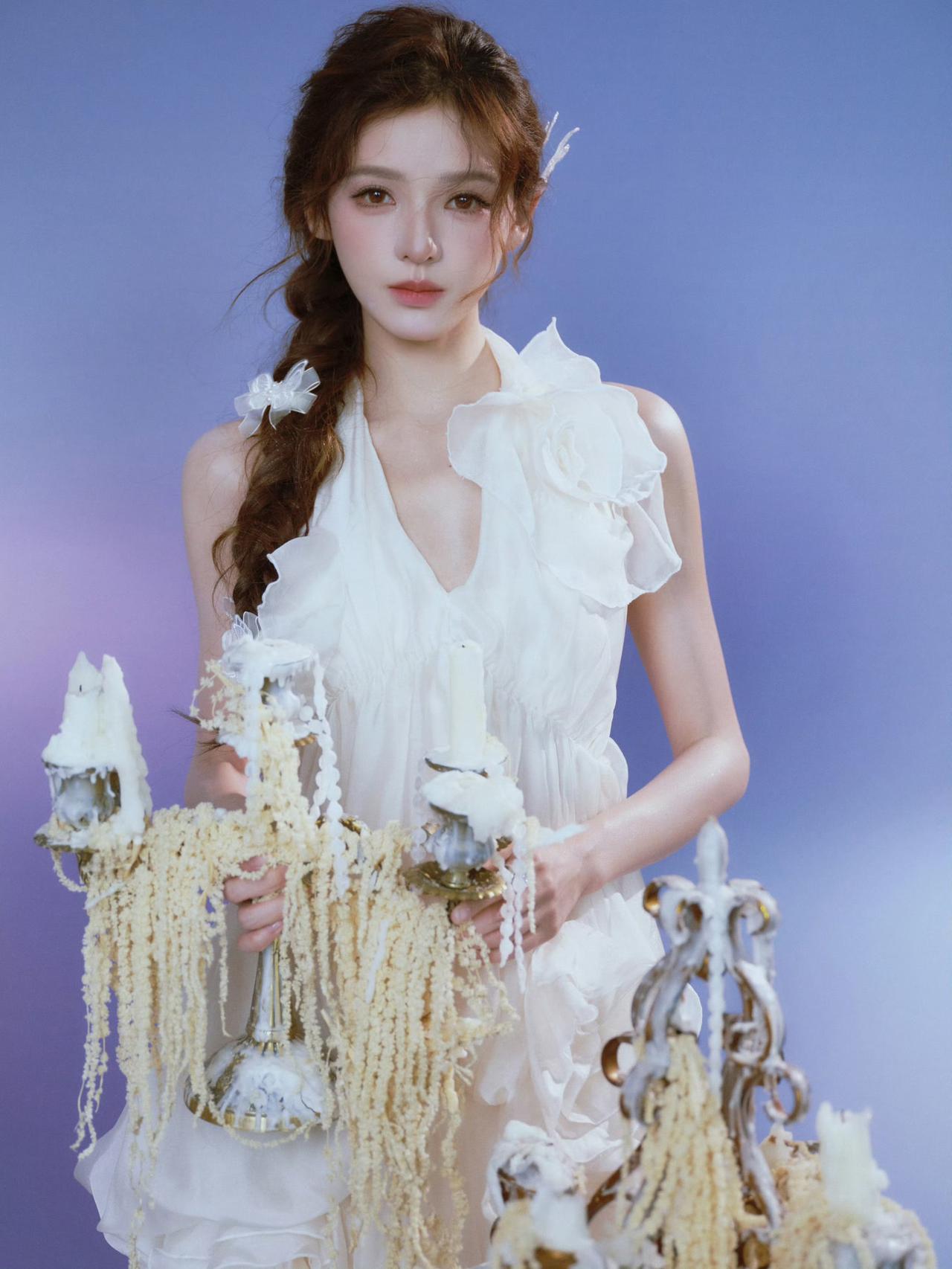 张予曦白色假面舞会造型🤍童话里走出来的纯白公主