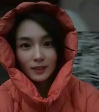 瑾汐与两个姐姐的生活天差地别啊！瑾汐更新视频了，每天天不亮，她就要起床给儿子