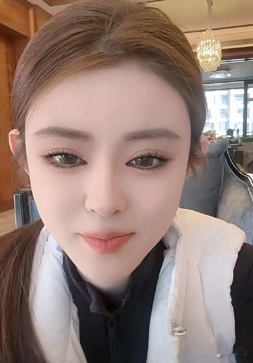 深圳磊磊点评羊腿cp，如果恋爱结婚仙洋必给她破千万粉丝！这