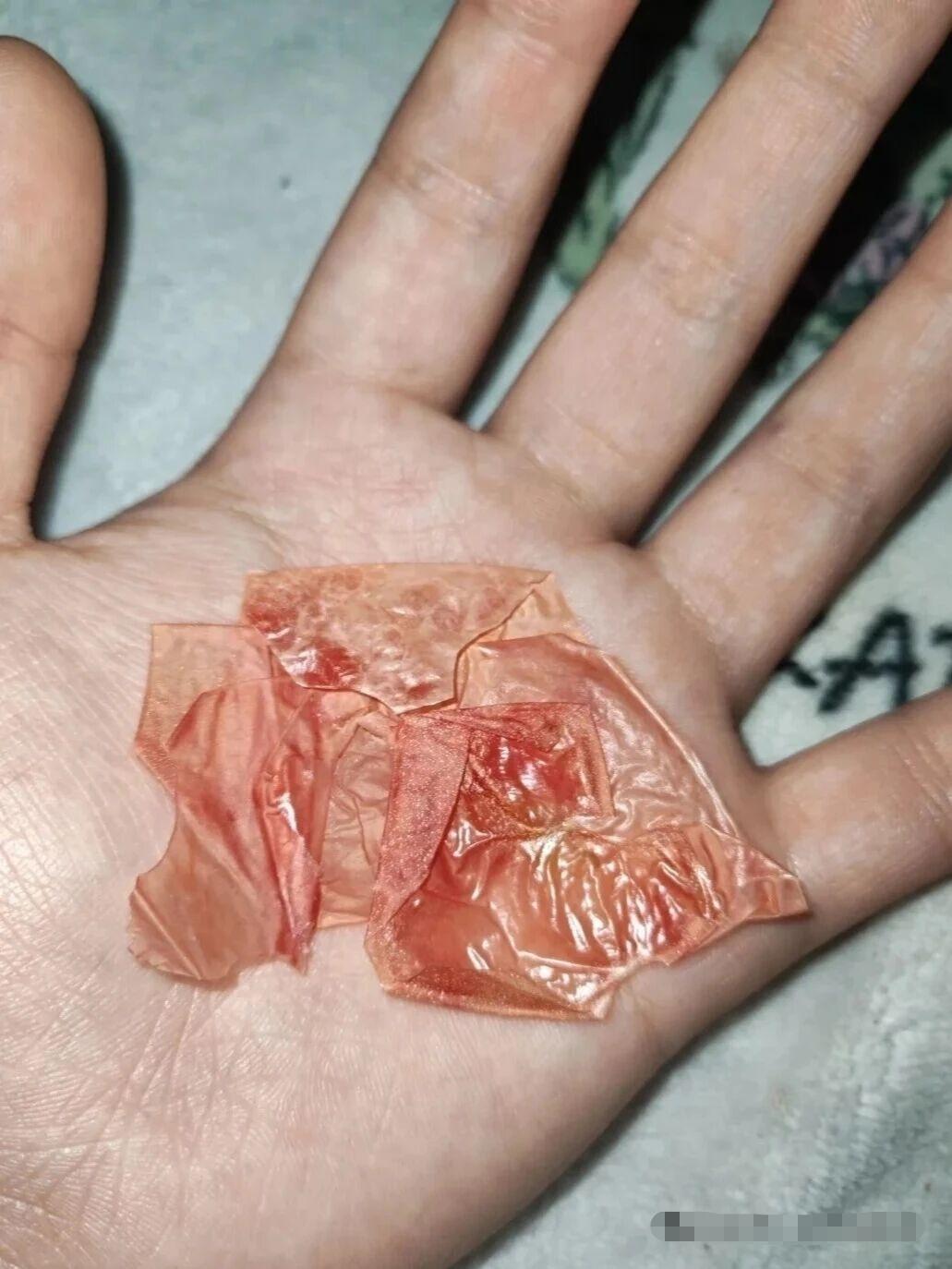 你们觉得这是啥，有认得的么？[抠鼻].