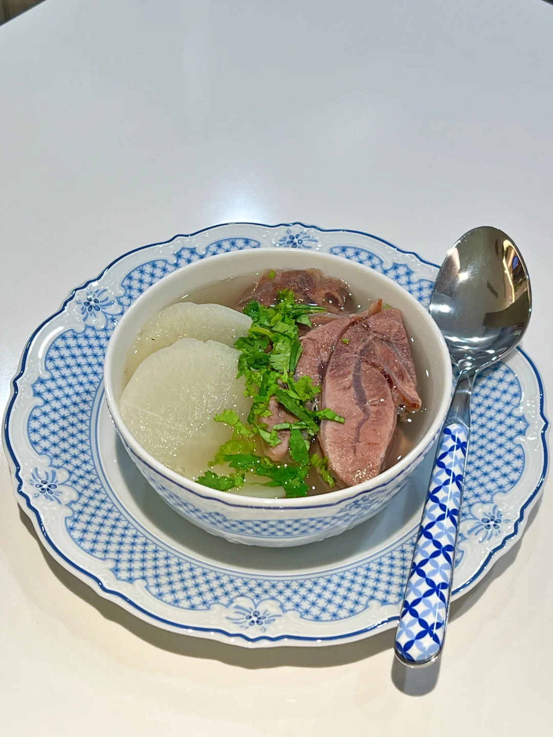 冬吃萝卜，这碗萝卜清汤牛腱子太绝了