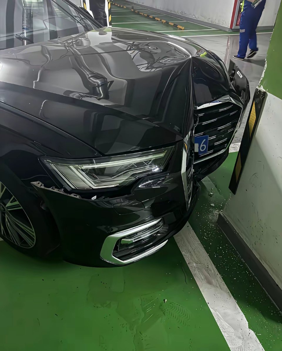 物业说女司机车主全责，这种情况还要不要找交警认定一下责任？