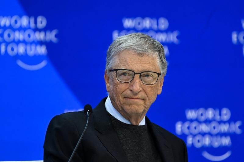 比尔盖茨被奉为“座上宾”与道德问题。什么披着人皮的什么，没必要这样。在科学技