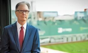 约翰-亨利就利物浦球迷沮丧情绪的回应，并非单纯安抚，而是芬威体育集团（FSG）核