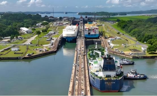 1100亿！巴拿马抢走港口后，李嘉诚终于想明白了，退出英国落叶归根？ 合作了