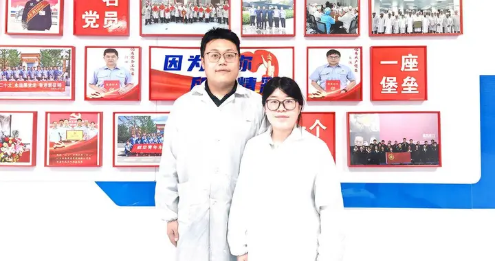 航空夫妻档的浪漫坚守