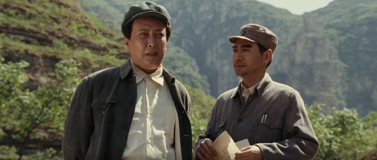 毛主席评价朱棣1951年，毛主席轻车简从来到明十三陵。当时，刚刚解放不
