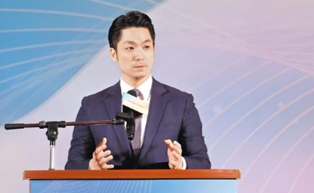 蒋万安“打脸”大陆，胆子不是一般的大！12月1日，据台媒中天报道，日本歌手滨崎步