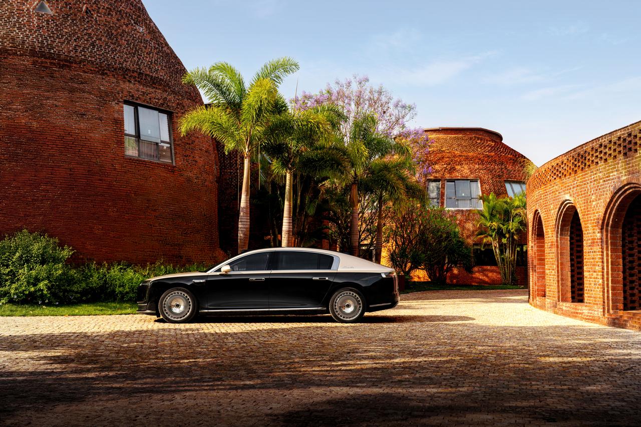 解析尊界S800产品力,看懂它的制胜之道在大飙车评测中,尊界S800的底盘结构