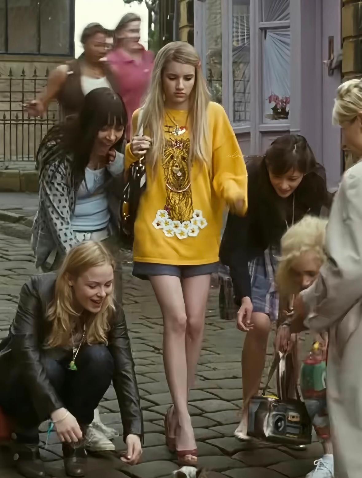 刷到个艾玛罗伯茨太美了这么牛的比例身高才1米57….