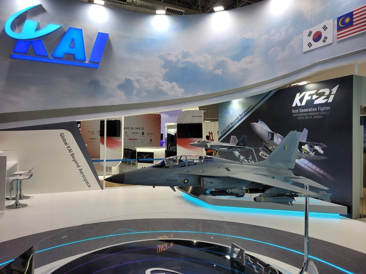 【图1由AI生成】韩国量产版KF-21战斗机的国产化率约为65%，各个分系统国
