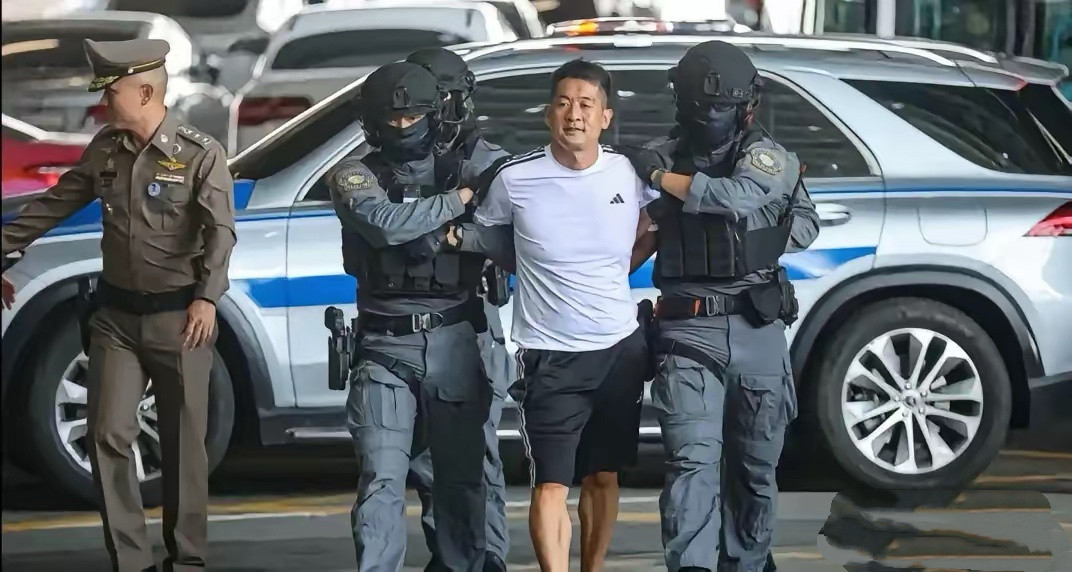 佘智江竟然是我们镇江公安局批准逮捕的！镇江公安这次牛了！上网搜了一下，原来佘智江