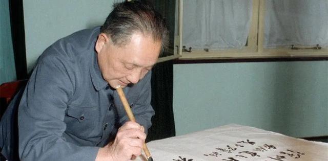 1977，那个冬天，他让千万人的命运重新发卷有人说，那十年，最苦的不是吃不饱