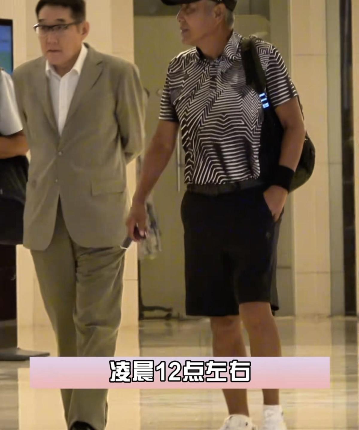 8月25号夜里，71岁的陈道明跟朋友喝到12点散场，上了一台两百多万的大G。车太