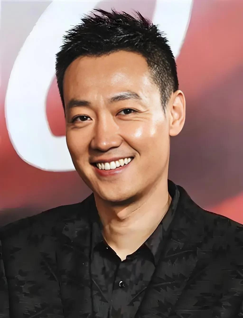 辛柏青这个演员，不查不知道，一查我愣半天，倒不是因为他老婆朱媛媛的离世，而是