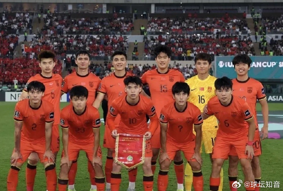 为备战即将于3月27日、31日在澳大利亚进行的两场国际足联系列赛，中国男足将在本