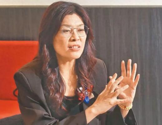 郑丽文口气真大！大陆不安排见高层就不来？国台办回应很明确！郑丽文这架子也摆得