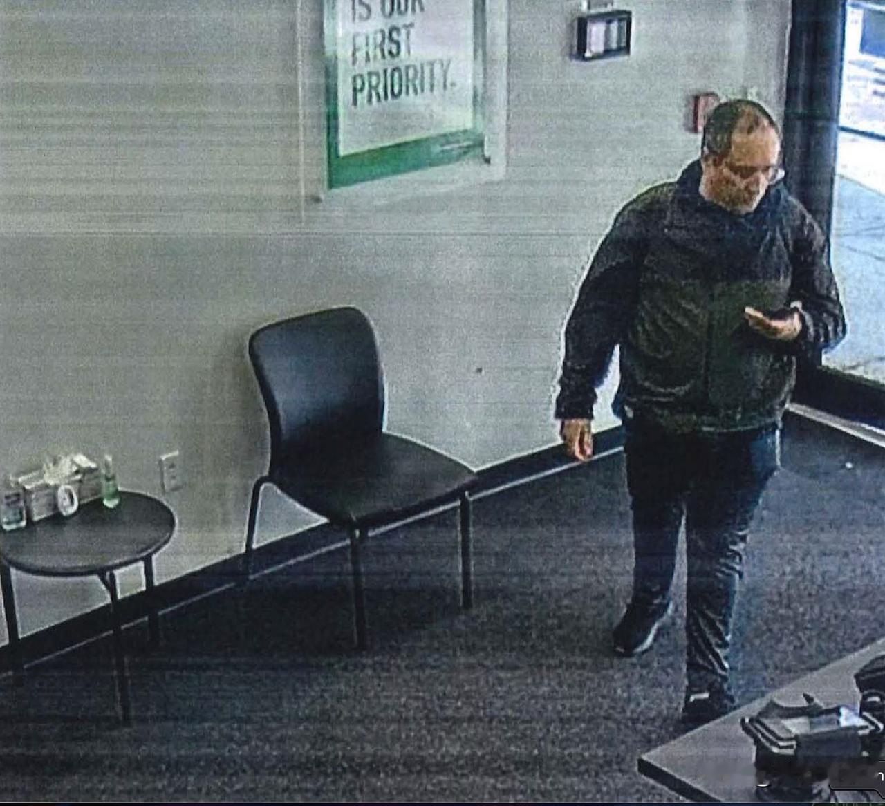 美国物理科学界惊天大瓜：名校布朗大学枪击案与另外一起麻省理工教授枪击案发现关