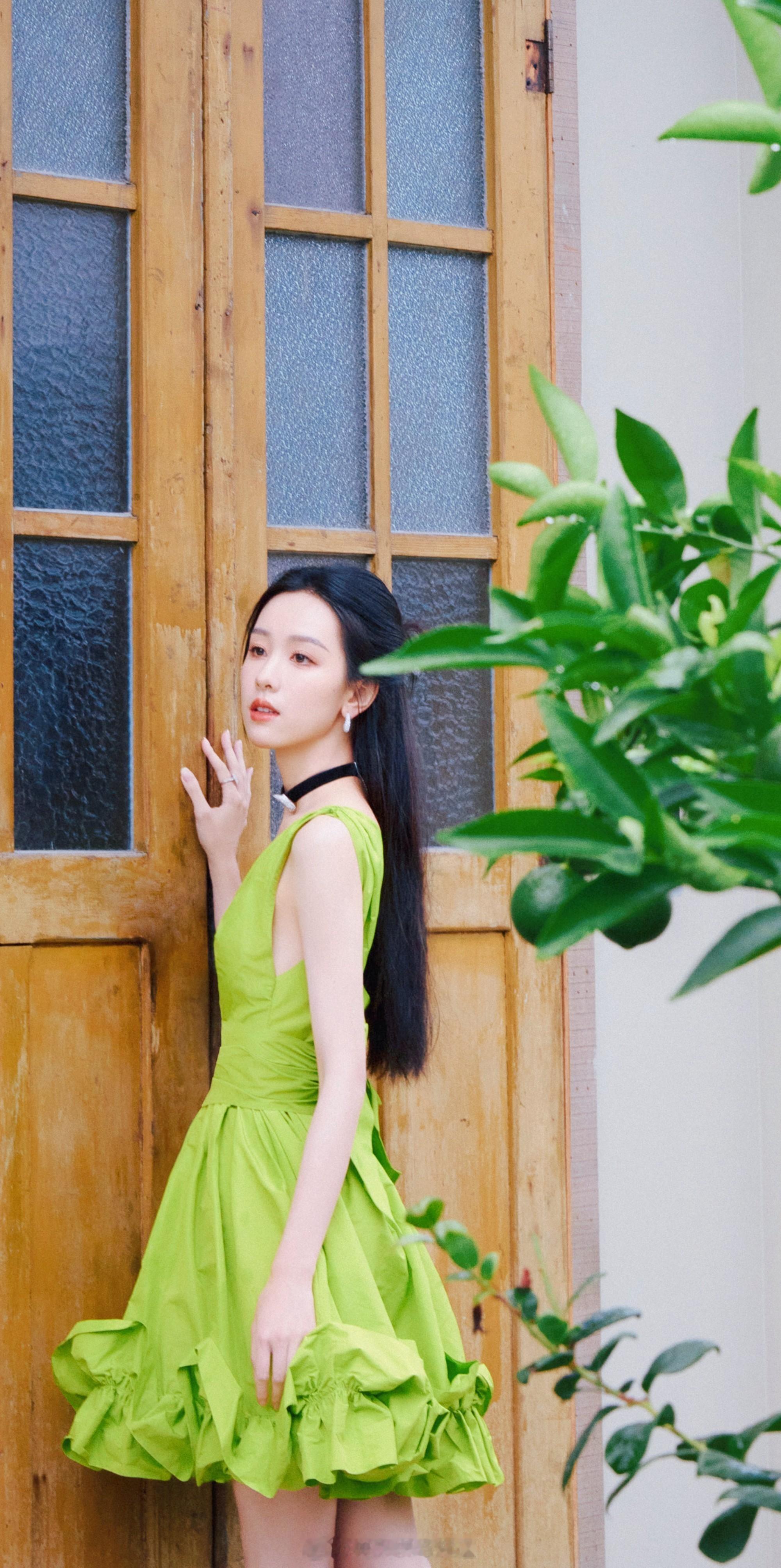 陈都灵清甜可爱