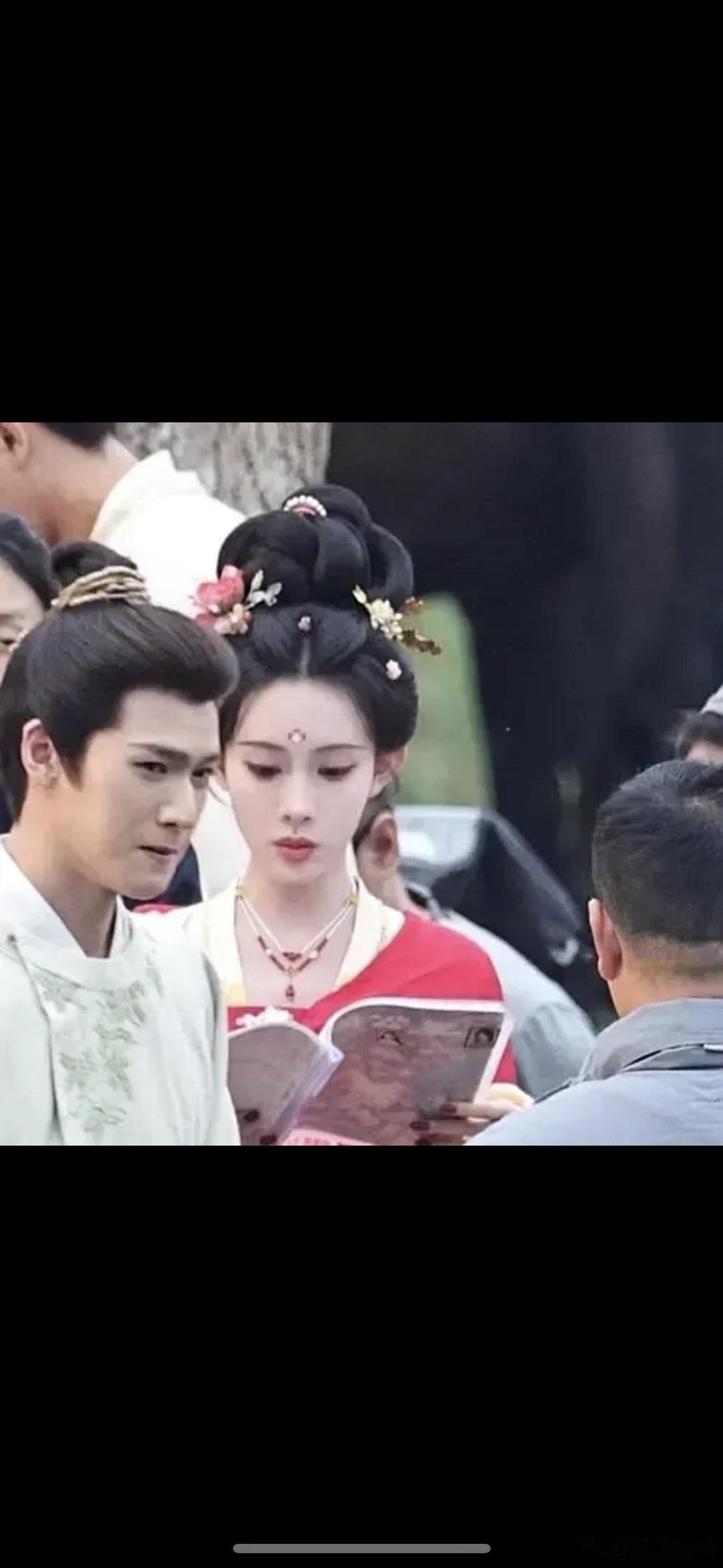 孟子义怎么不给同事打打光