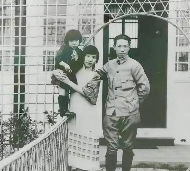 1949年，国民党上将熊式辉去了香港，在遭到港英当局无故刁难后，他去了泰国开设纺